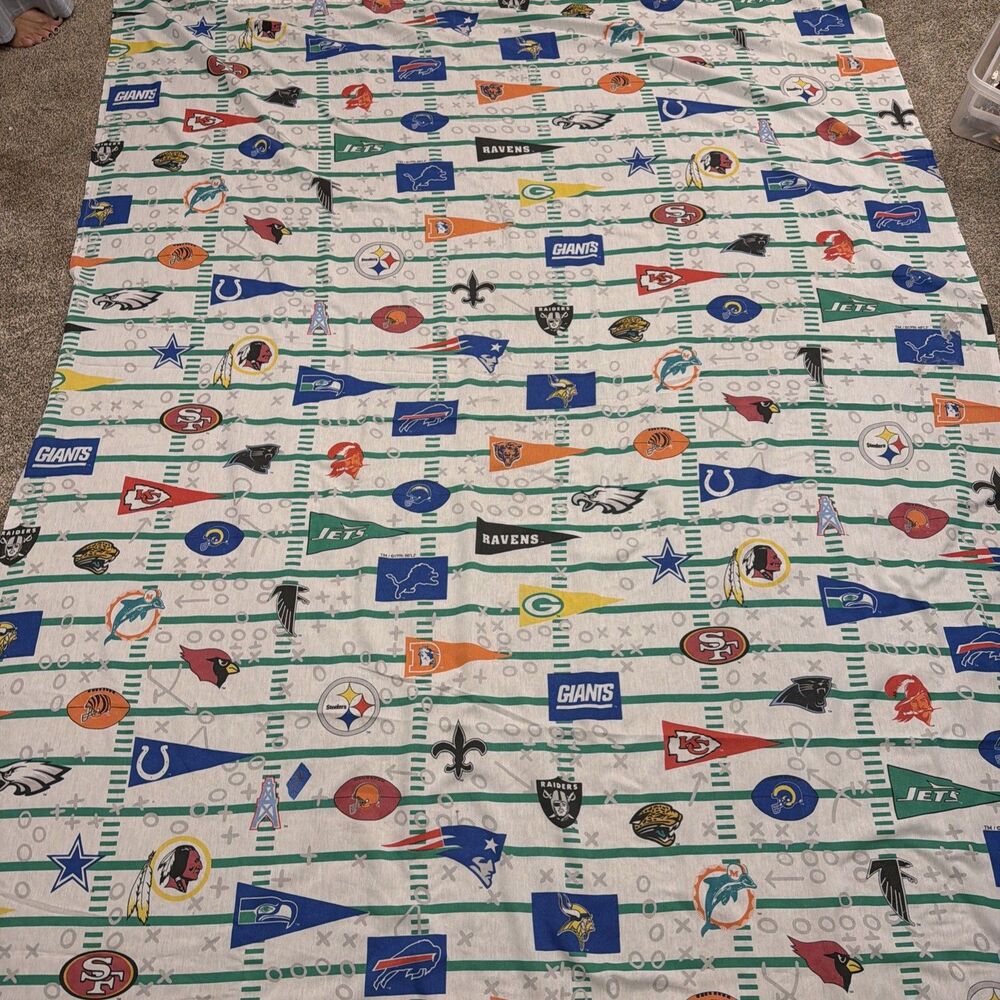 VTG 1996 NFL The Bibb Official Teams Logo Twin Flat Sheet Yard Lines Pennant USA